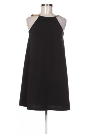 Рокля Mohito, Размер XS, Цвят Черен, Цена 31,73 €