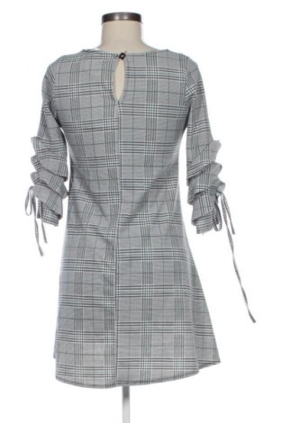 Рокля NEW COLLECTION, Размер M, Цвят Многоцветен, Цена 8,69 €