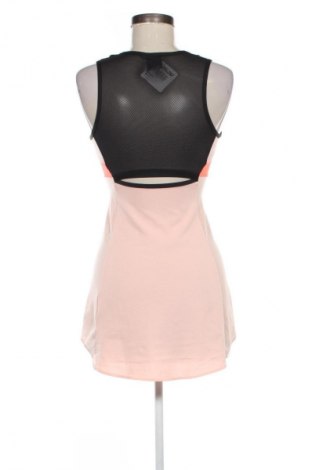 Kleid Nike, Größe XS, Farbe Mehrfarbig, Preis € 27,99