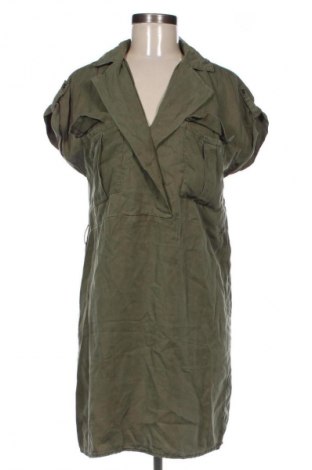 Kleid Noisy May, Größe M, Farbe Grün, Preis € 25,00