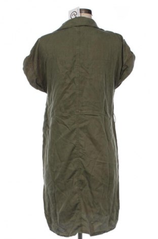 Kleid Noisy May, Größe M, Farbe Grün, Preis € 25,00