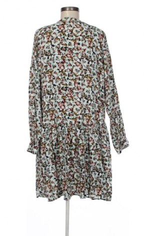 Kleid Page One, Größe M, Farbe Mehrfarbig, Preis 12,99 €