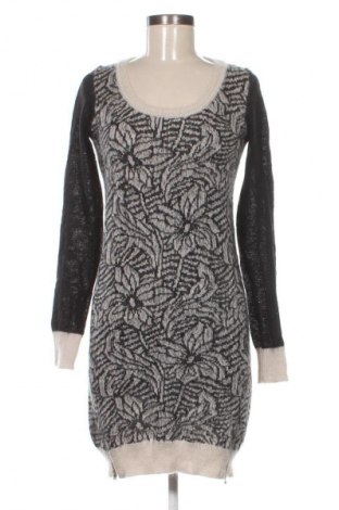 Рокля Patrizia Pepe, Размер S, Цвят Многоцветен, Цена 104,73 €