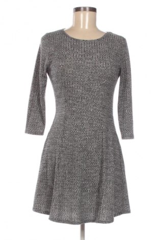 Ruha Peacocks, Méret S, Szín Szürke, Ár 7 609 Ft