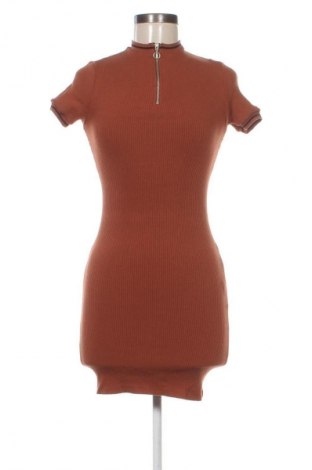 Ruha Pull&Bear, Méret M, Szín Barna, Ár 3 306 Ft