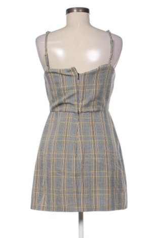 Kleid Pull&Bear, Größe L, Farbe Mehrfarbig, Preis € 7,99