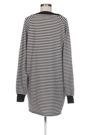 Рокля Reserved, Размер S, Цвят Многоцветен, Цена 20,00 €