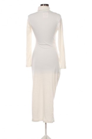 Kleid SHEIN, Größe M, Farbe Weiß, Preis € 13,99
