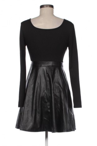 Sukienka SHEIN, Rozmiar M, Kolor Czarny, Cena 106,90 zł