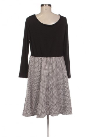 Kleid SHEIN, Größe XL, Farbe Mehrfarbig, Preis € 8,99