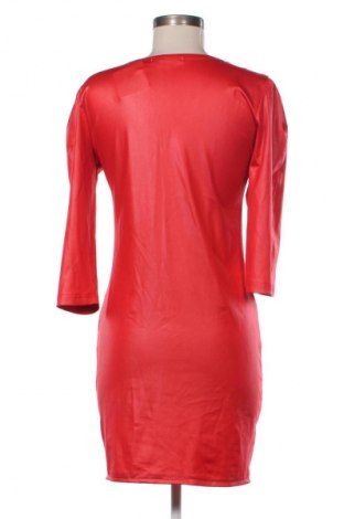 Рокля SZACHOWNICA, Размер S, Цвят Червен, Цена 19,97 €