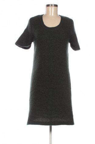 Рокля Sinsay, Размер M, Цвят Зелен, Цена 37,00 €