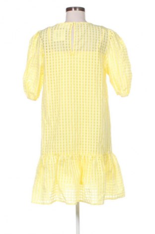 Kleid Sisters Point, Größe M, Farbe Mehrfarbig, Preis € 25,00