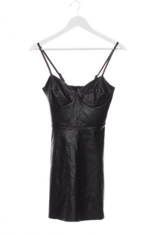 Kleid Stradivarius, Größe M, Farbe Schwarz, Preis € 20,00