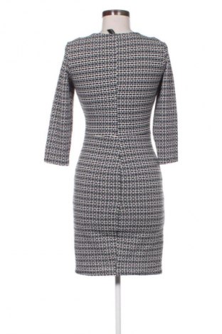 Рокля Stradivarius, Размер L, Цвят Многоцветен, Цена 19,95 €