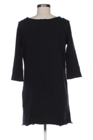 Ruha Tezenis, Méret M, Szín Fekete, Ár 2 309 Ft