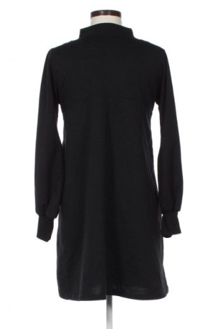 Ruha Trendyol, Méret M, Szín Fekete, Ár 6 059 Ft