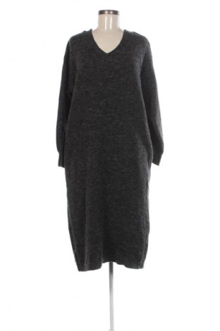 Ruha Unbranded, Méret M, Szín Fekete, Ár 4 789 Ft