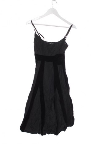 Ruha Unbranded, Méret S, Szín Fekete, Ár 8 264 Ft