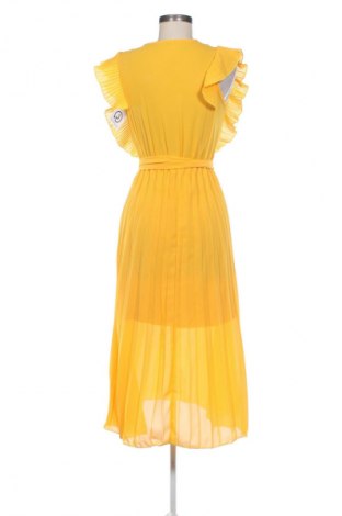 Ruha Unbranded, Méret M, Szín Sárga, Ár 4 132 Ft
