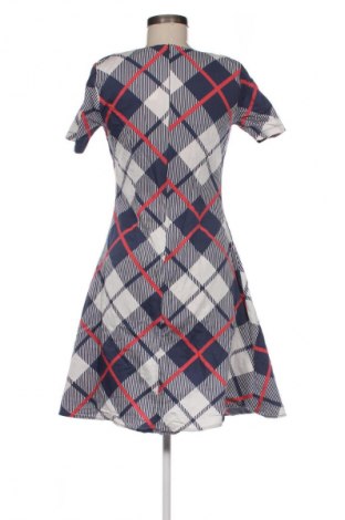 Рокля Unbranded, Размер M, Цвят Многоцветен, Цена 8,69 €