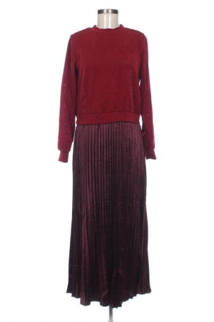 Ruha Unbranded, Méret M, Szín Piros, Ár 5 549 Ft