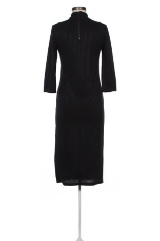 Ruha VILA, Méret M, Szín Fekete, Ár 7 172 Ft