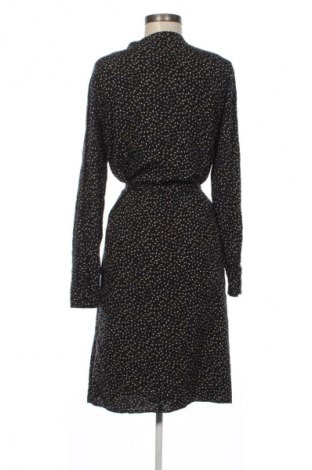 Kleid VILA, Größe M, Farbe Mehrfarbig, Preis € 13,99