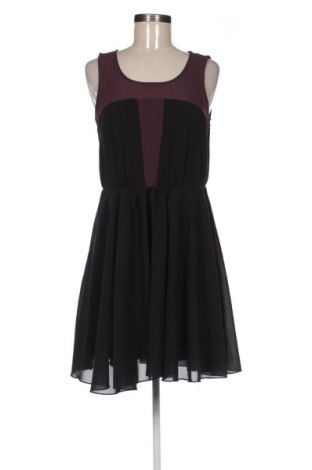 Ruha VILA, Méret S, Szín Fekete, Ár 5 785 Ft