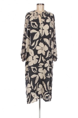 Kleid VILA, Größe M, Farbe Mehrfarbig, Preis € 22,99