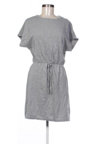 Šaty  Vero Moda, Veľkosť M, Farba Sivá, Cena  13,95 €
