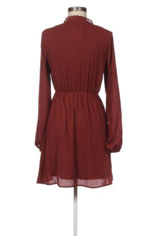 Рокля Vero Moda, Размер XS, Цвят Червен, Цена 5,62 €