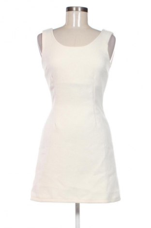 Ruha Wal G, Méret XS, Szín Ekrü
, Ár 22 229 Ft