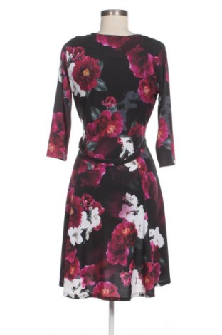 Рокля Wallis, Размер M, Цвят Многоцветен, Цена 24,44 €