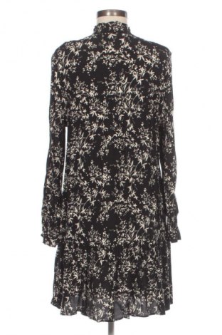 Рокля Yessica, Размер M, Цвят Многоцветен, Цена 18,47 €