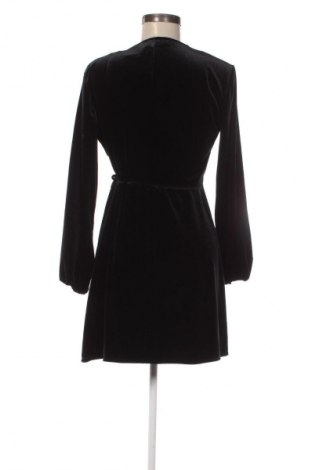 Рокля Zara, Размер M, Цвят Черен, Цена 6,64 €