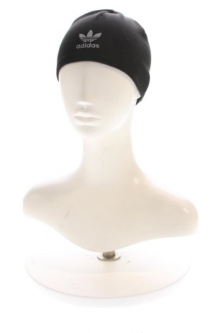 Шапка Adidas Originals, Цвят Черен, Цена 13,80 €