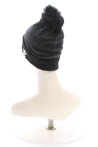 Шапка Adidas Originals, Цвят Многоцветен, Цена 16,36 €