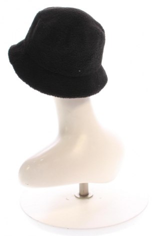 Czapka Calvin Klein, Kolor Czarny, Cena 226,99 zł