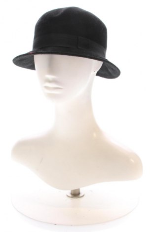 Шапка H&M Divided, Цвят Черен, Цена 13,60 €