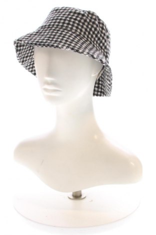 Шапка Primark, Цвят Многоцветен, Цена 6,64 €