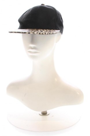 Шапка Unbranded, Цвят Многоцветен, Цена 3,57 €