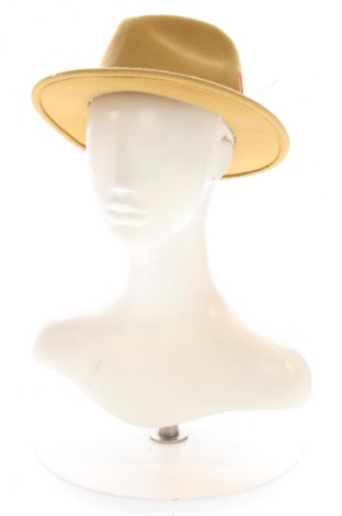 Шапка Unbranded, Цвят Жълт, Цена 13,60 €