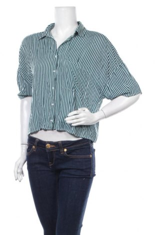 Γυναικείο πουκάμισο Pull&Bear, Μέγεθος M, Χρώμα Πράσινο, Τιμή 6,39 €
