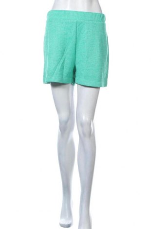 Дамски къс панталон Pieces, Размер M, Цвят Зелен, 80% полиестер, 20% вискоза, Цена 11,50 лв.