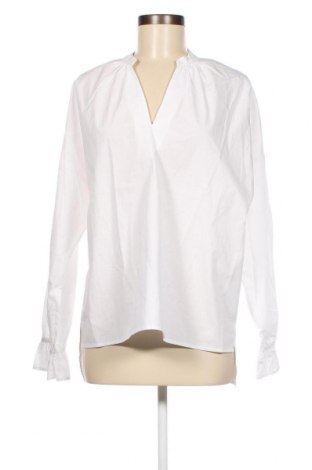 Γυναικεία μπλούζα Christian Berg, Μέγεθος L, Χρώμα Λευκό, Τιμή 49,48 €