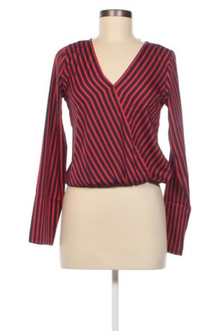 Дамска блуза Rut & Circle, Размер XS, Цвят Многоцветен, Цена 17,28 лв.
