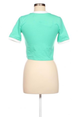Дамска тениска Adidas Originals, Размер XS, Цвят Зелен, Цена 19,62 лв.