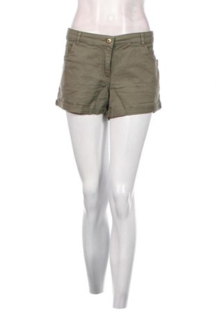 Дамски къс панталон H&M, Размер L, Цвят Зелен, Цена 15,20 лв.