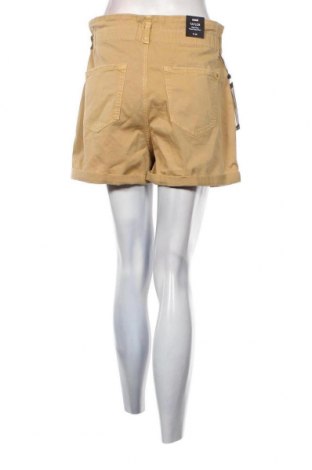 Дамски къс панталон Mavi, Размер M, Цвят Бежов, Цена 31,75 лв.